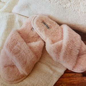 Splendid Blush Pink Soft Slipper Size S/M
